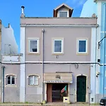 Bright Apartment In Belem